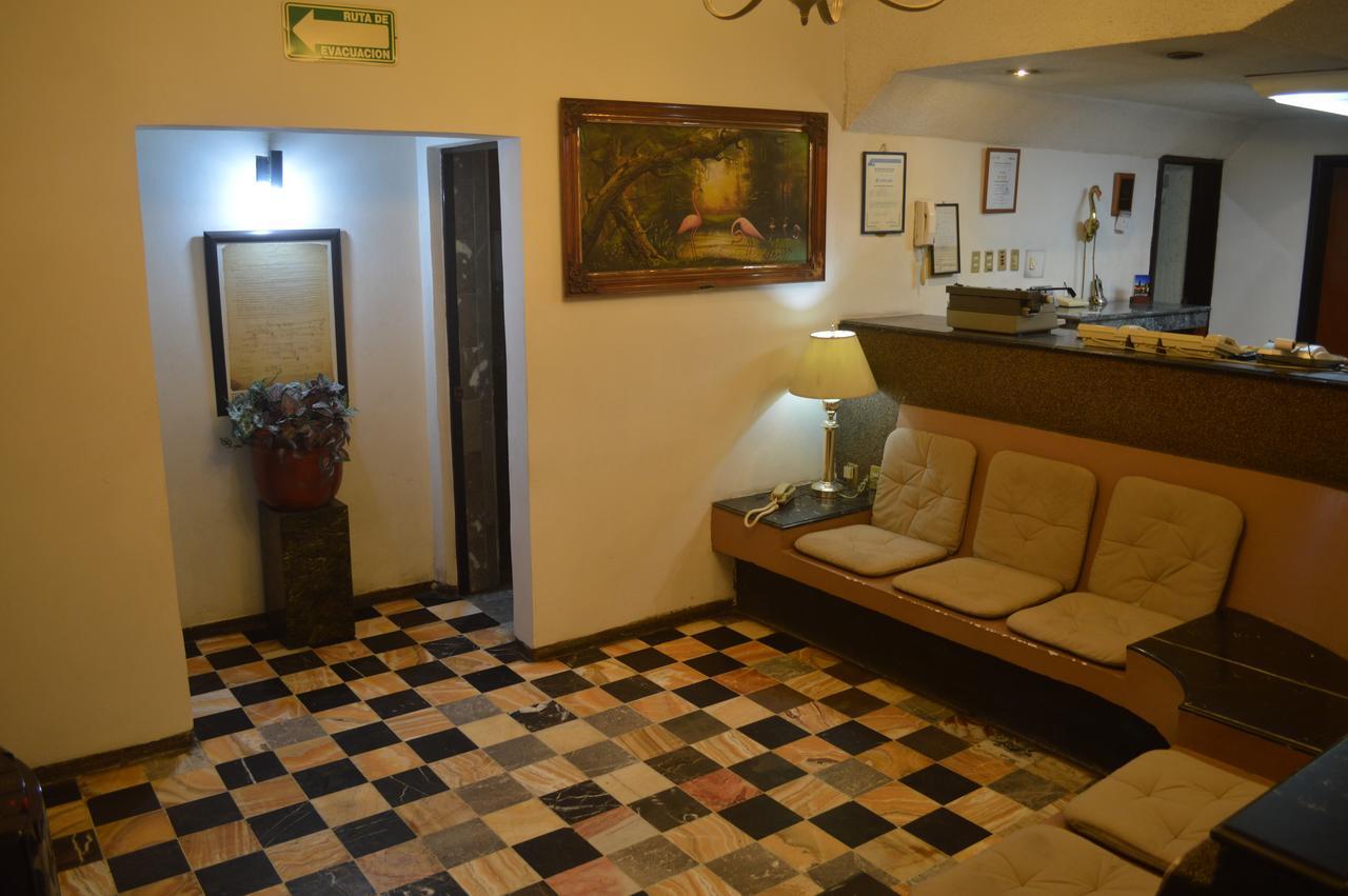 Hotel Flamingo Kristal Irapuato Exterior photo